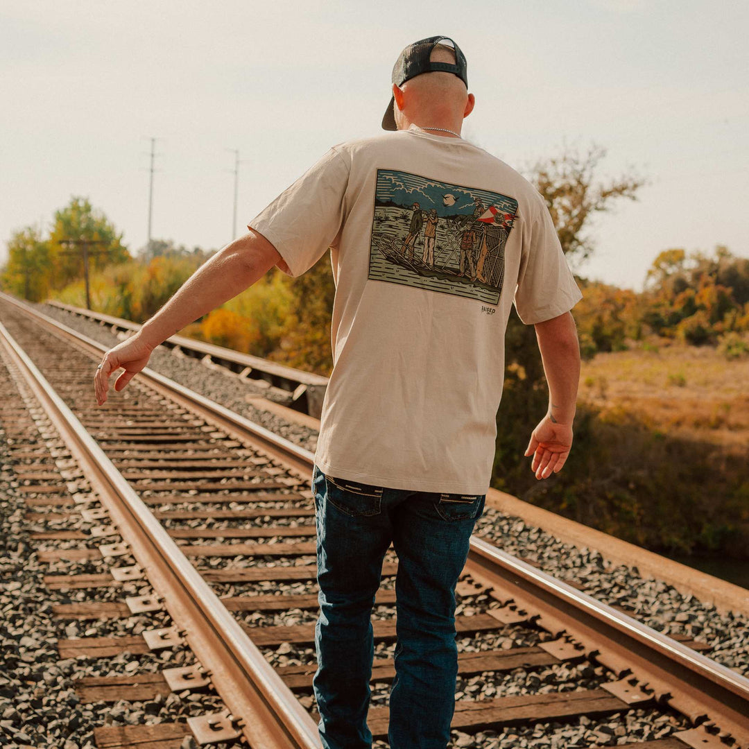 Florida Dyin' Breed Airboat | Sand | Unisex Short-Sleeve Comfort Tee